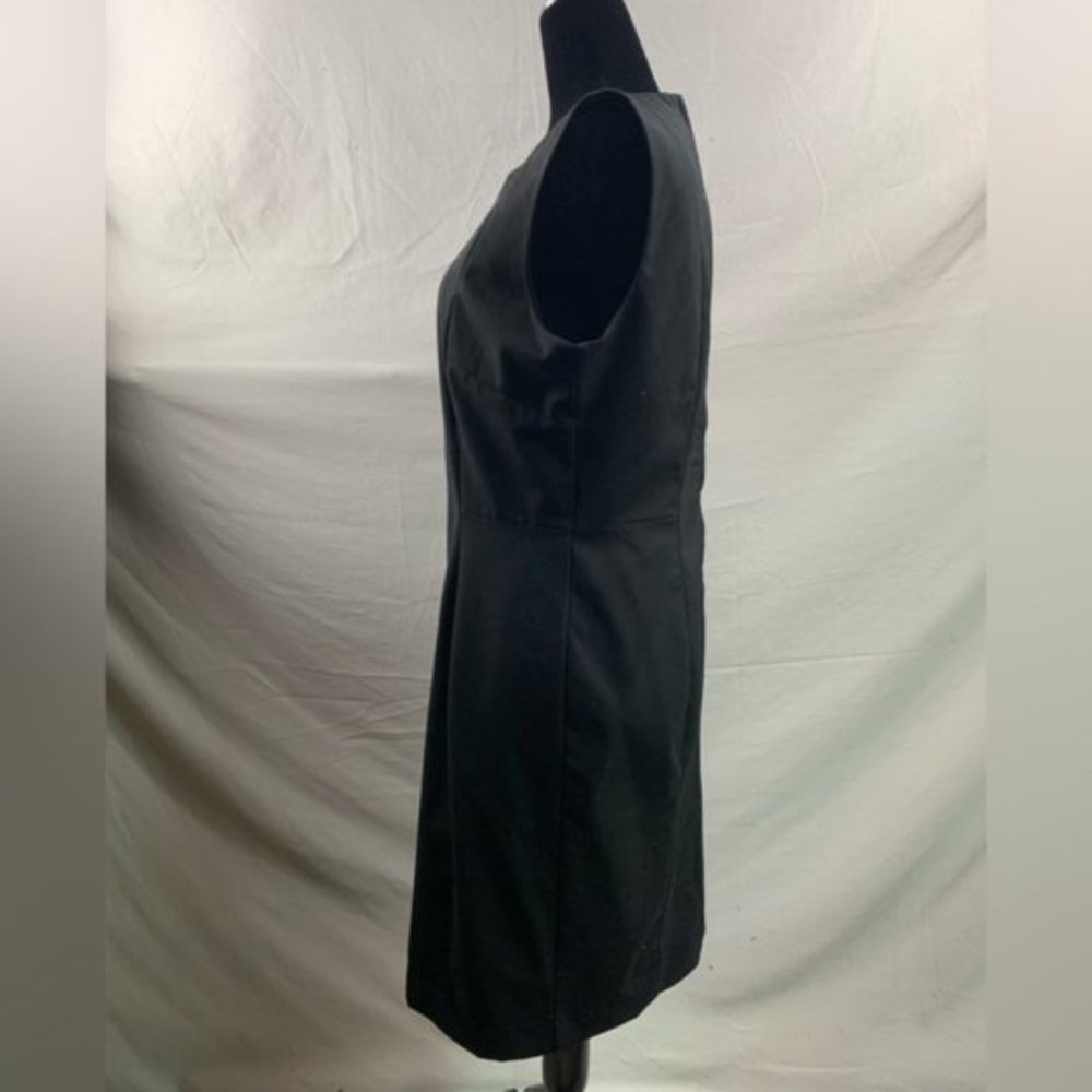 Black Sleeveless Dress - Picture 2 of 4